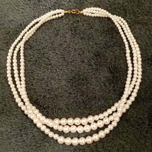 Pearl necklace